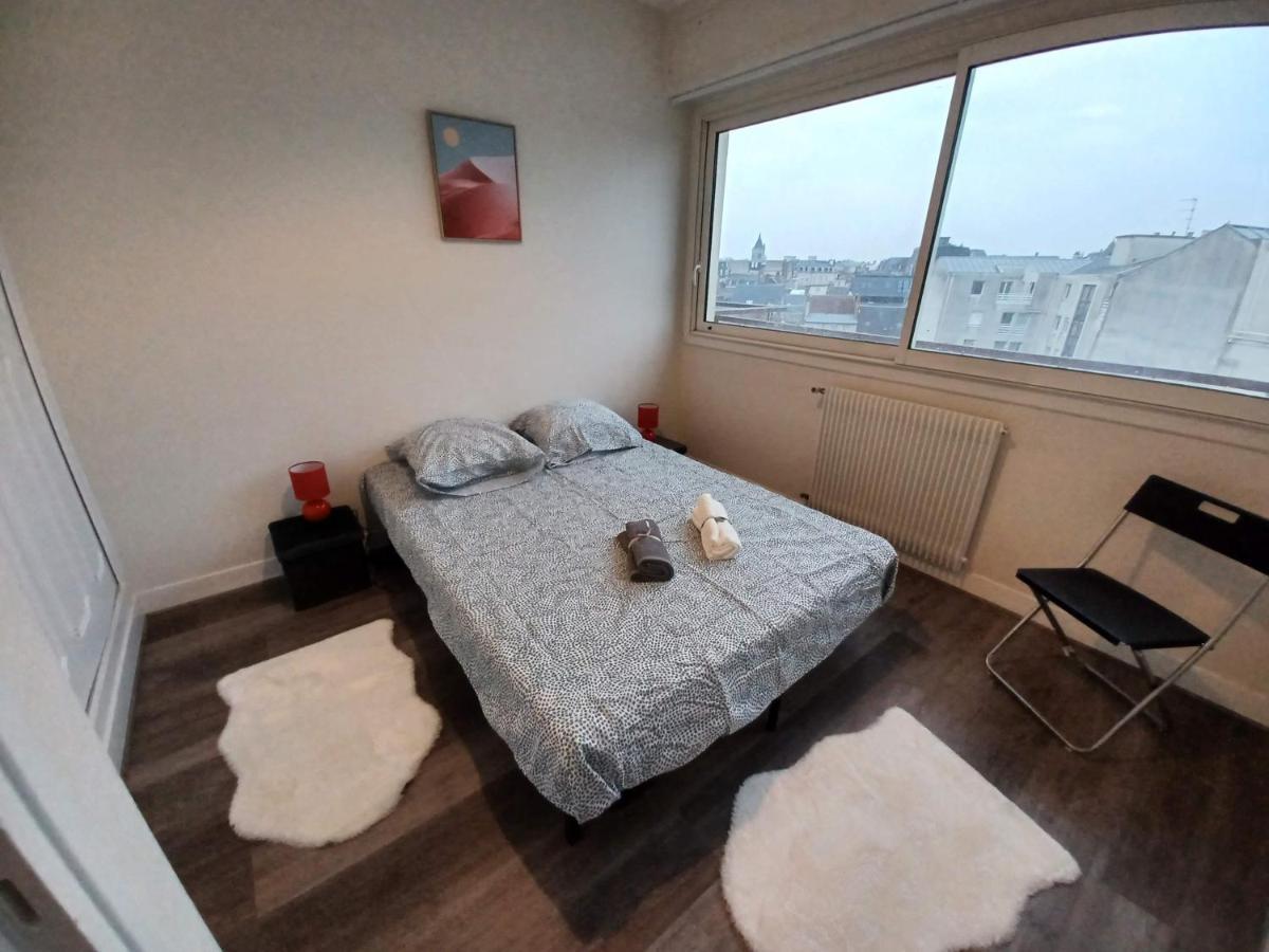 Le Panoramique Apartment Bourges Bagian luar foto