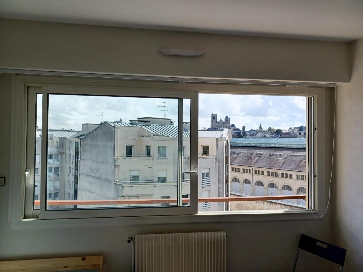 Le Panoramique Apartment Bourges Bagian luar foto