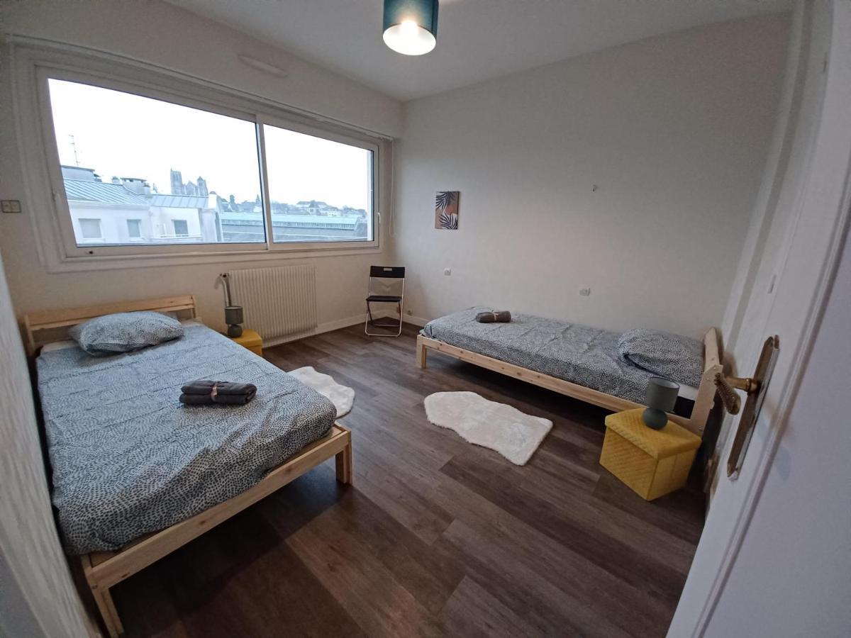 Le Panoramique Apartment Bourges Bagian luar foto